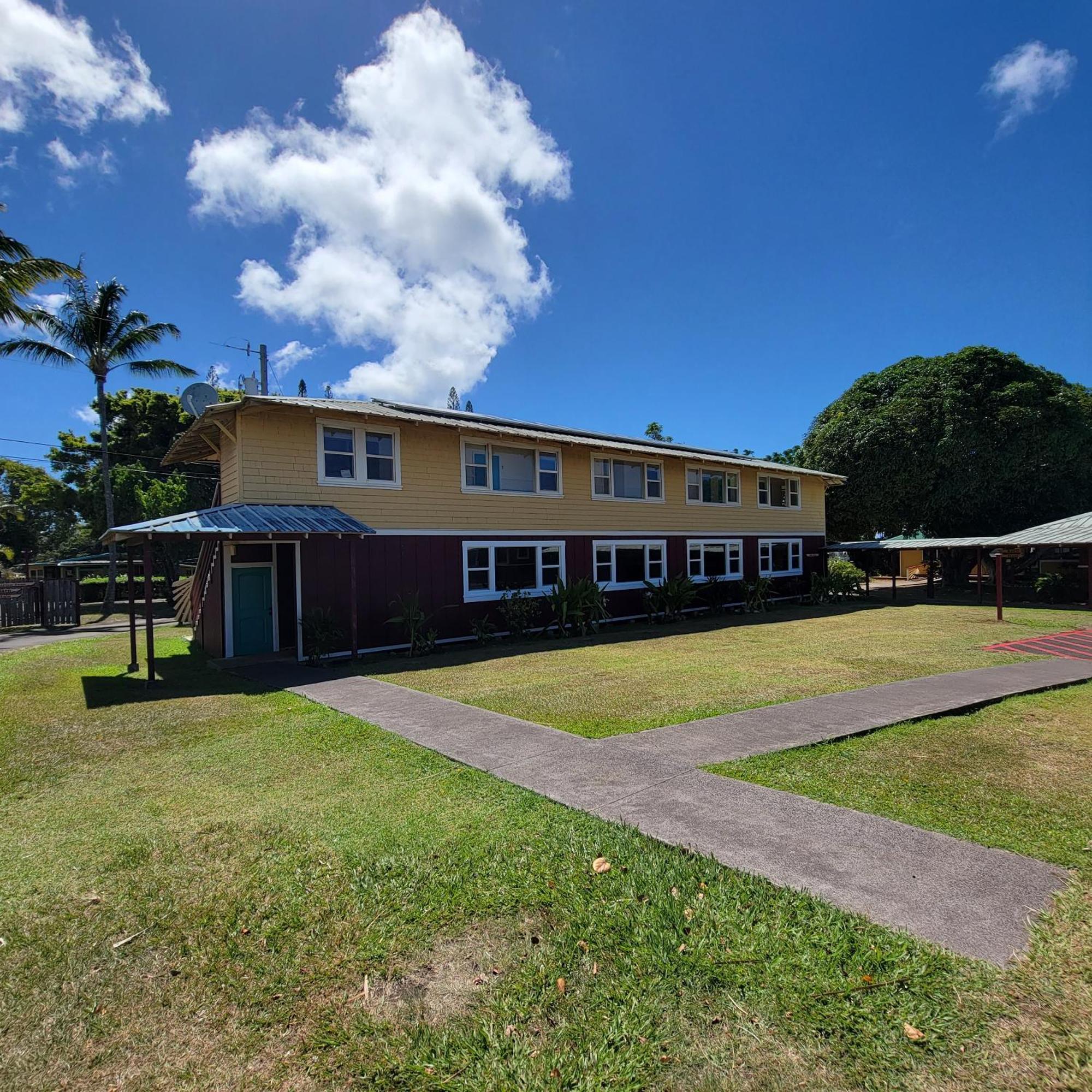 Kohala Village Inn Hawi Exterior photo